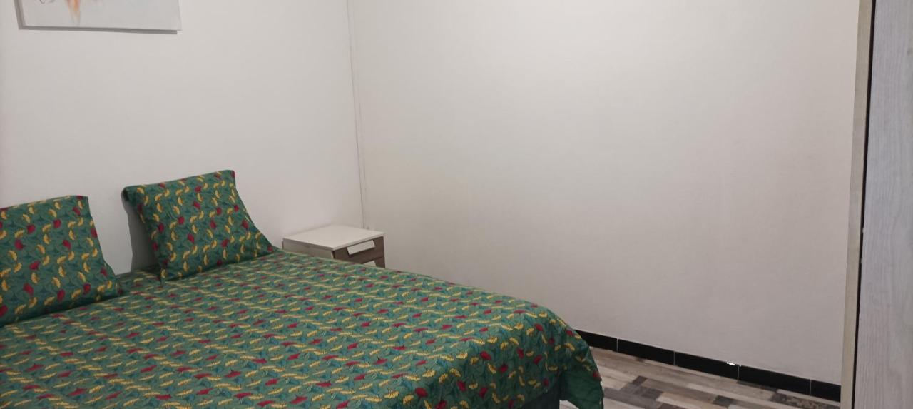 Villa Ou Appartement A Saint-Andre Reunion Екстер'єр фото