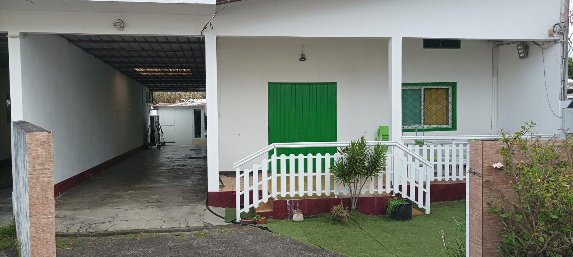 Villa Ou Appartement A Saint-Andre Reunion Екстер'єр фото
