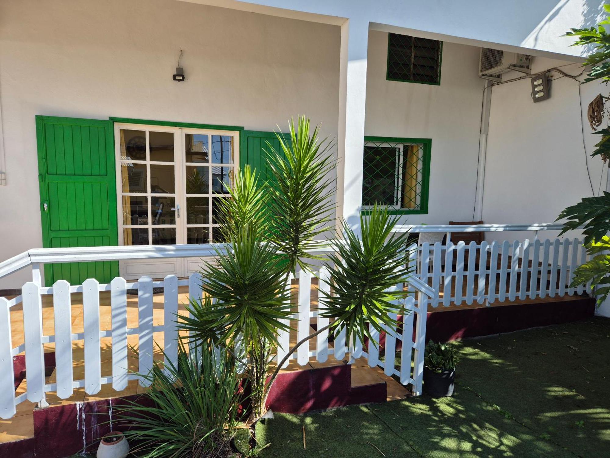 Villa Ou Appartement A Saint-Andre Reunion Екстер'єр фото